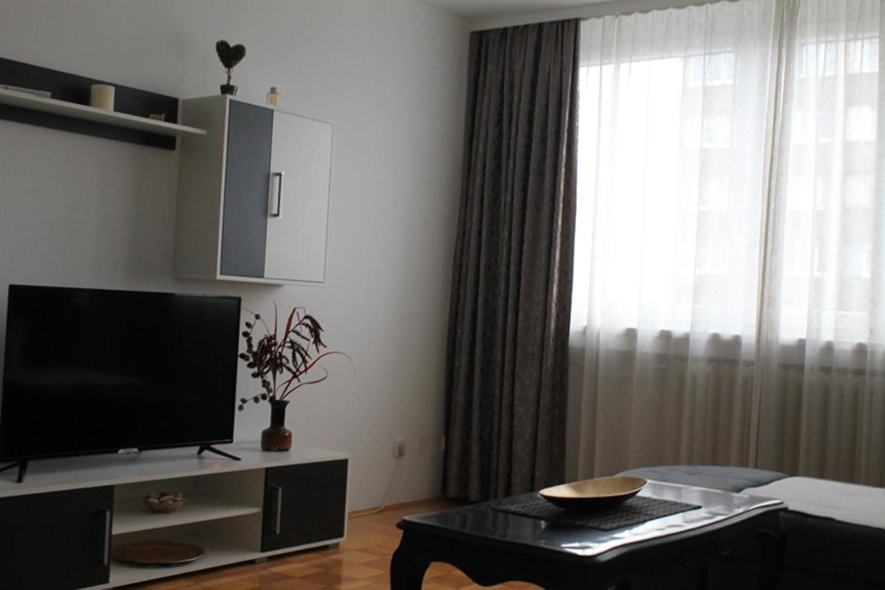 Apartment Golden Valley *
